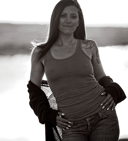 Cyn (24)0