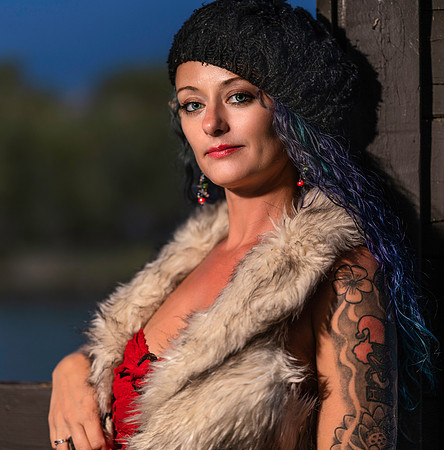 Nikki-731344-
