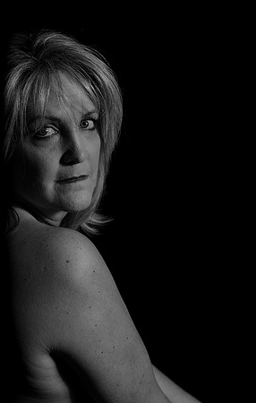Stephanie-BW-08601