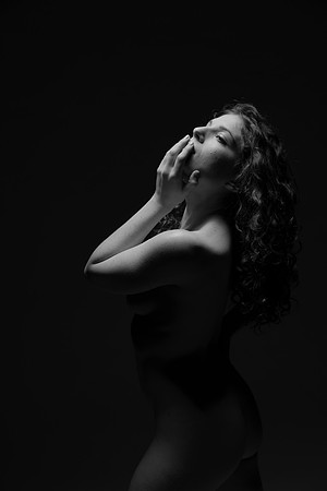 FAN-Bella Rosa-BW-2