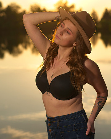Becca (35)
