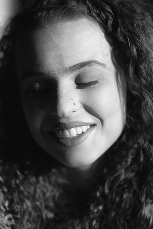 Andreanna-08983-BW-