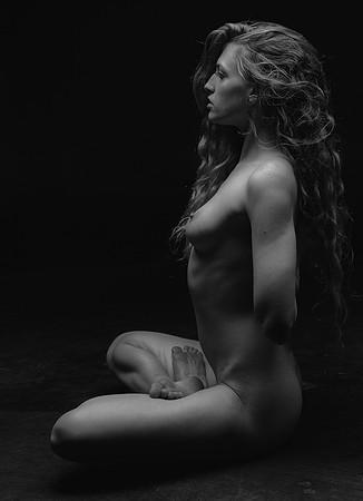Eclipse Monday-Yoga-BW-06910